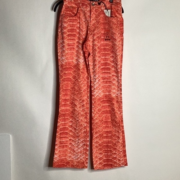 R.V.T. Snakeskin Orange Print Stretch/Spandex Jeans in Size 11/12 - Picture 2 of 14